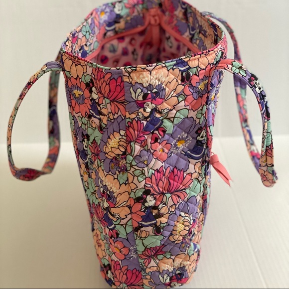 Vera Bradley Disney Minnies Garden Party Large Tote - Picture 10 of 15
